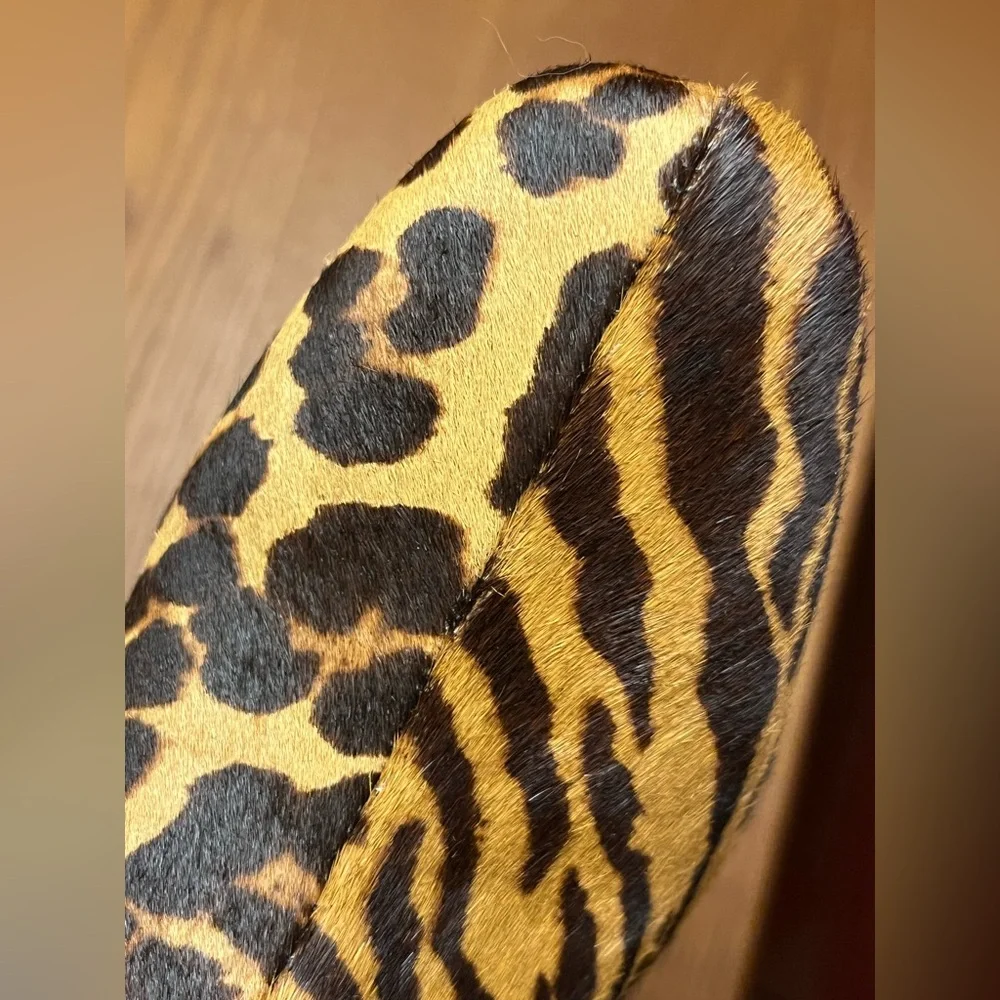 Splendid animal pattern ankle boots/ booties: tiger & leopard patterns. Size 6